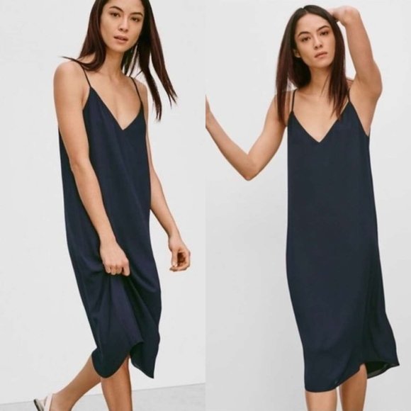 Aritzia Dresses & Skirts - Aritzia Babaton Templeton Black Slip Midi Dress